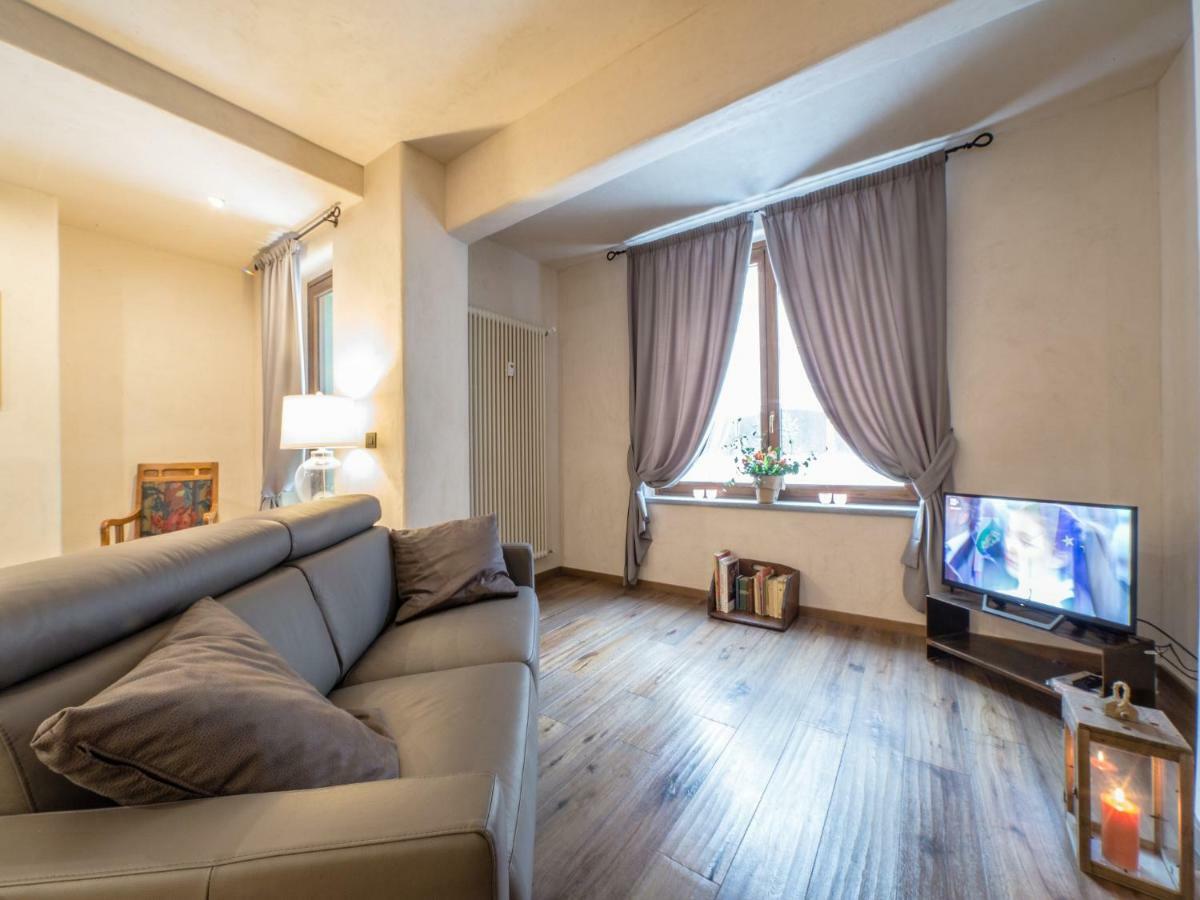 อินเชนโตร อาออสตา Apartment ภายนอก รูปภาพ